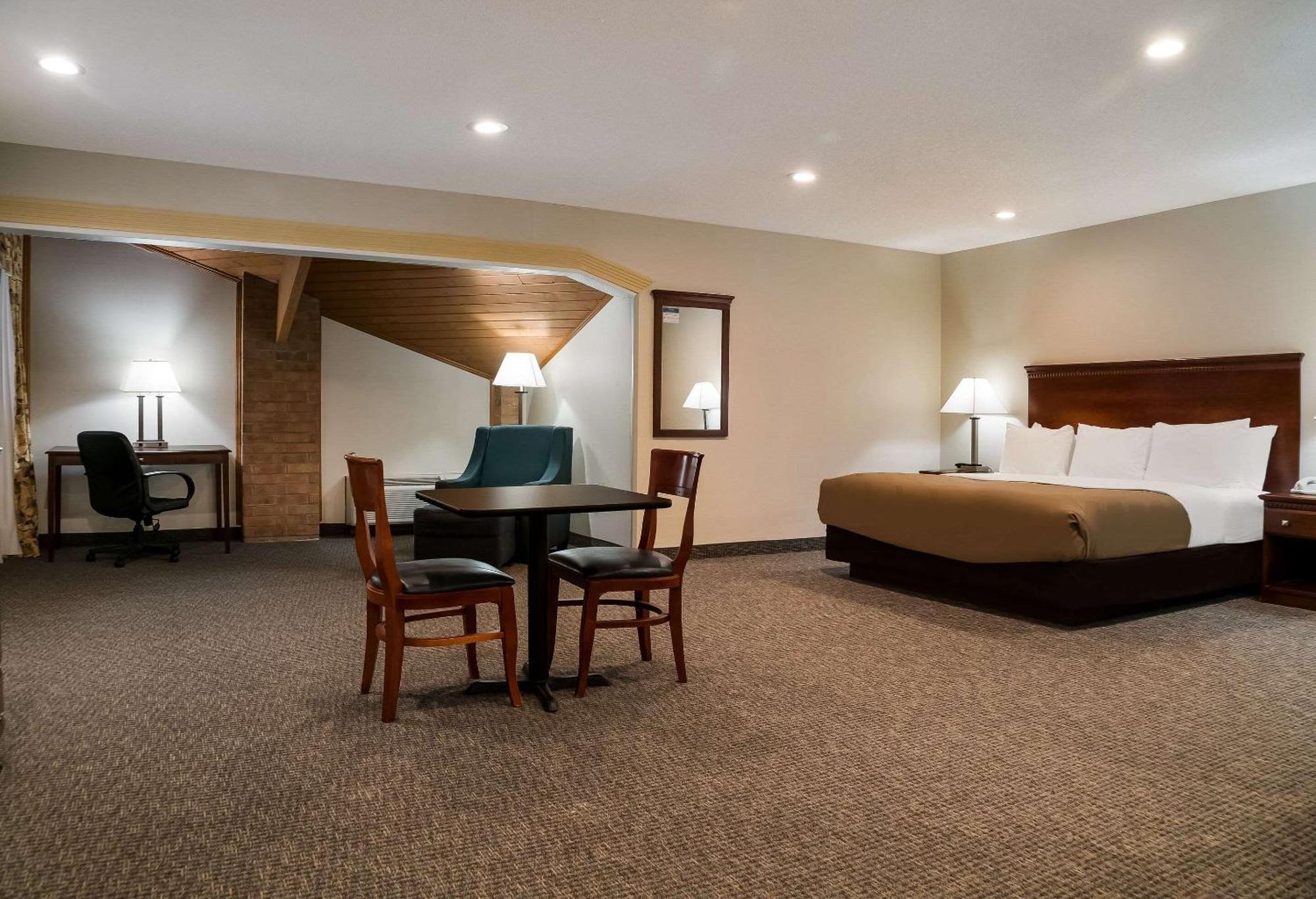 Quality Inn Grand Blanc - Flint South Exterior photo