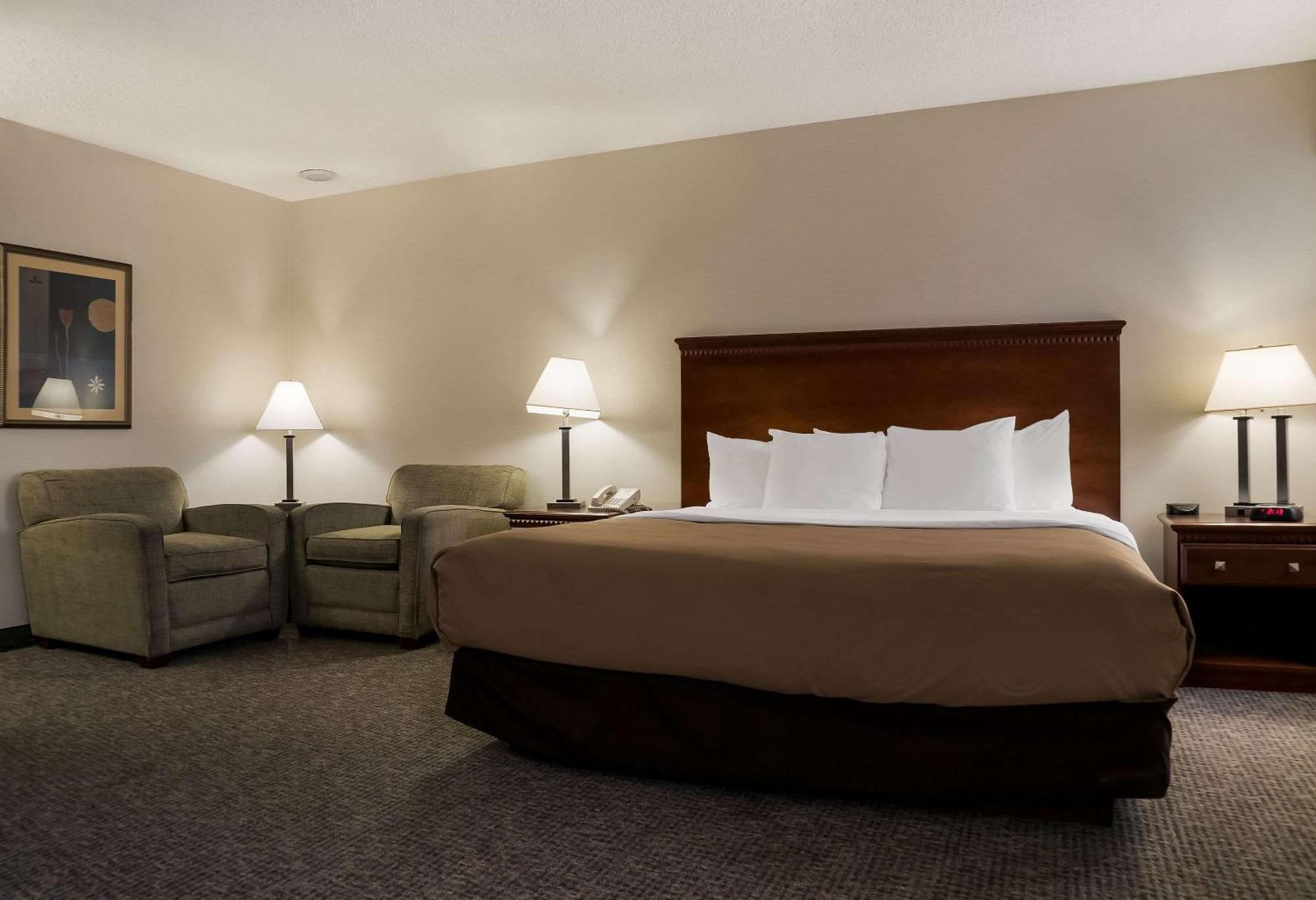 Quality Inn Grand Blanc - Flint South Exterior photo