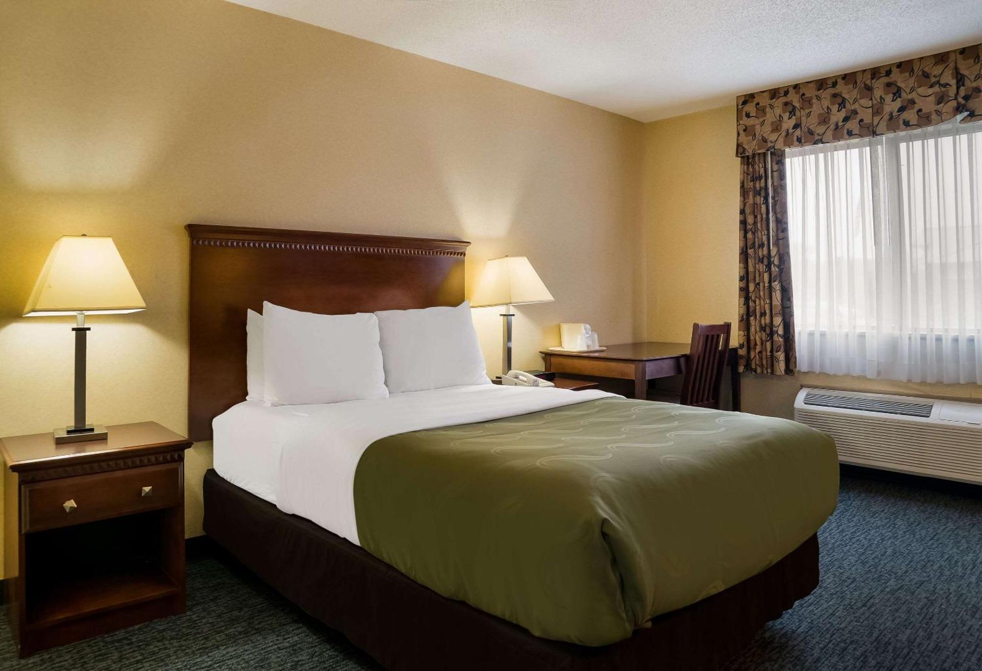Quality Inn Grand Blanc - Flint South Exterior photo