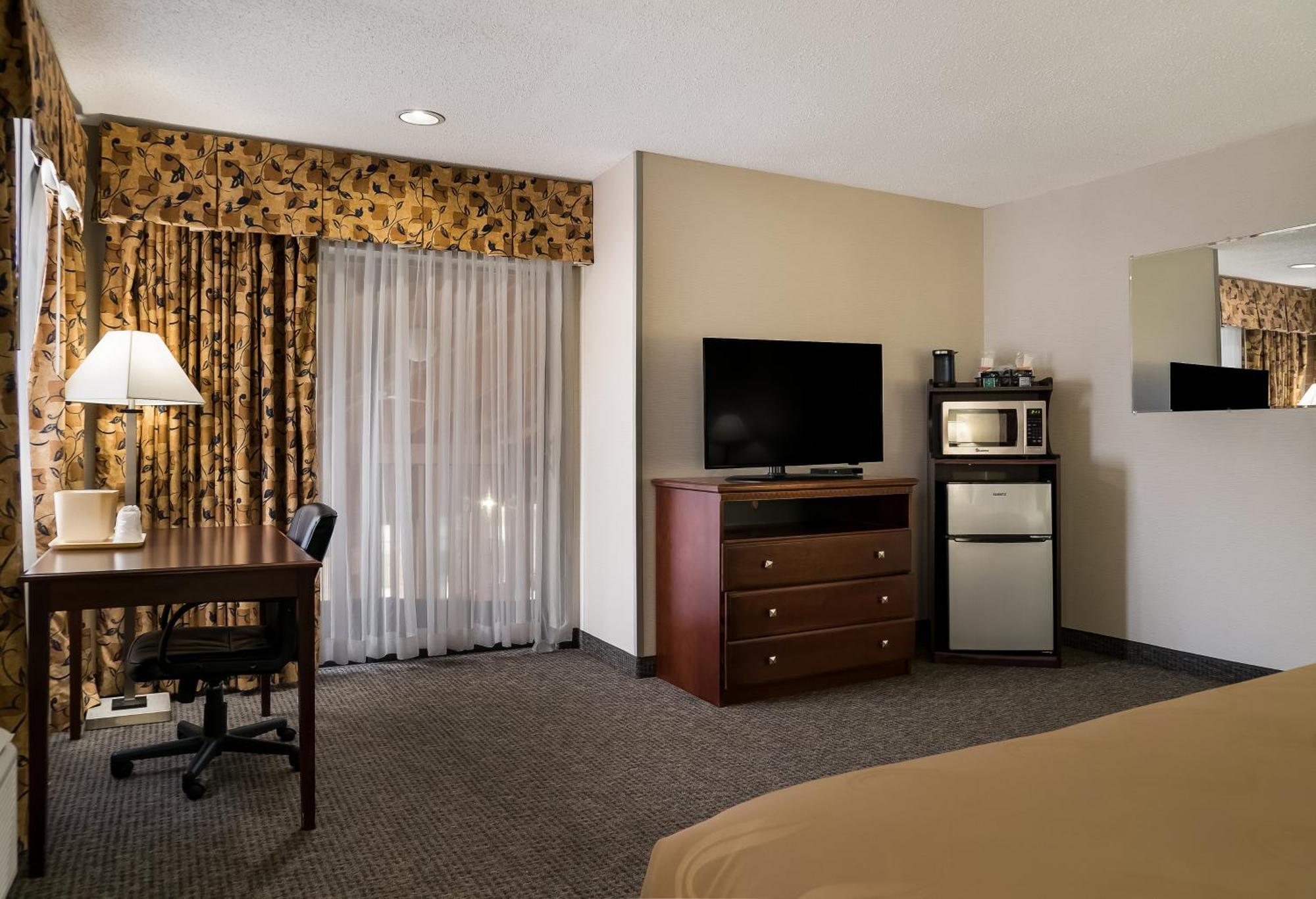 Quality Inn Grand Blanc - Flint South Exterior photo